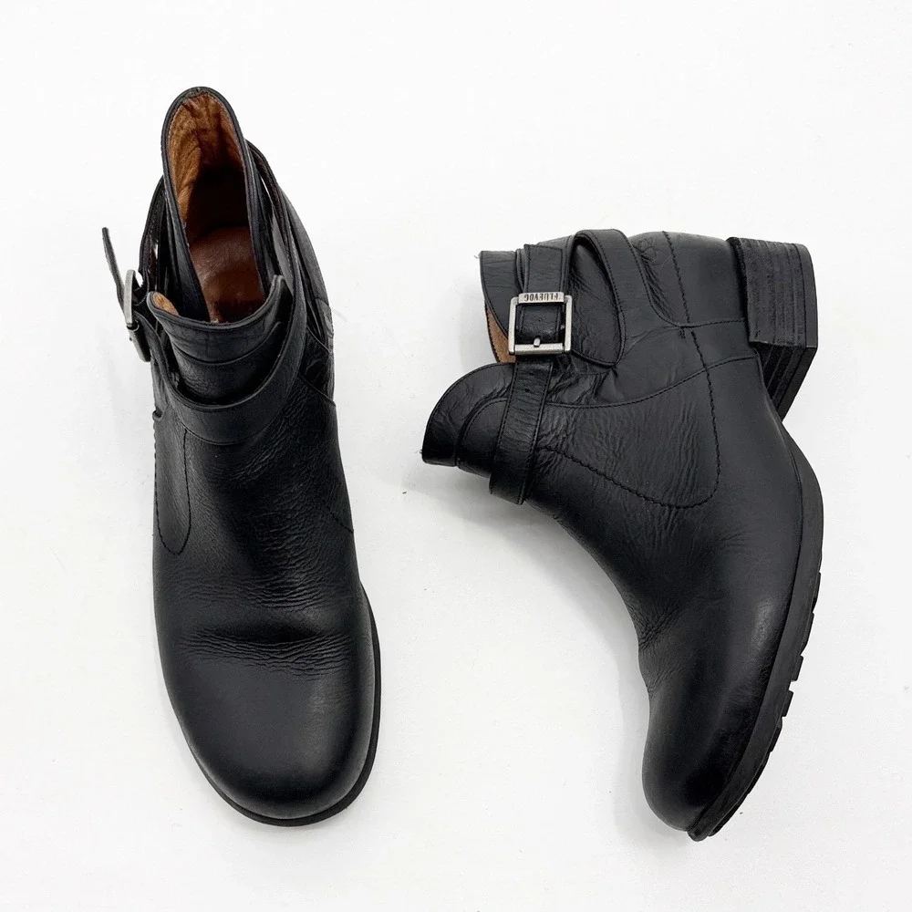 John Fluevog Black Leather Ankle Boots Buckle Detail Block Heel Women's Size 9